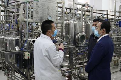 市委常委、教育工委書記夏林茂一行蒞臨我校調(diào)研指導(dǎo)生物技術(shù)開(kāi)發(fā)服務(wù)工作